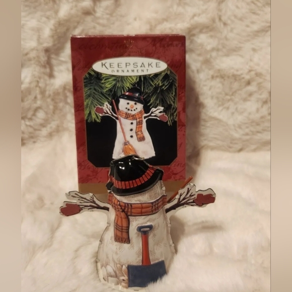 2 Hallmark Keepsakes; 1997 Meadow Snowman & 1999 #2 Snow Buddies - Picture 5 of 5